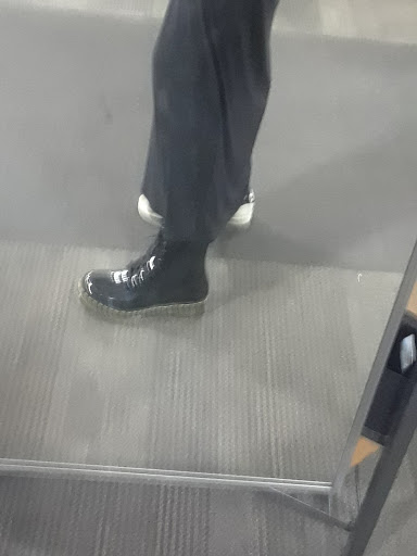 Shoe Store «DSW Designer Shoe Warehouse», reviews and photos, 139 Flatbush Ave, Brooklyn, NY 11217, USA