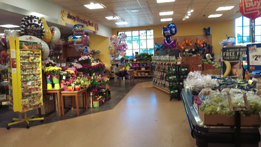 Grocery Store «Stop & Shop», reviews and photos, 111 Vredenburgh Ave, Yonkers, NY 10704, USA