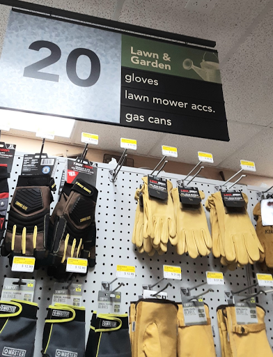 Paint Store «Country Paint and Hardware», reviews and photos, 2410 Foxon Rd, North Branford, CT 06471, USA