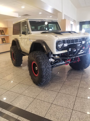 Ford Dealer «Holmes Tuttle Ford Auto Mall Tucson», reviews and photos, 660 W Auto Mall Dr, Tucson, AZ 85705, USA