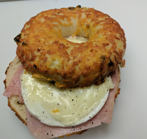 Convenience Store «Mill Pond Country Store», reviews and photos, 220 East St, Stafford Springs, CT 06076, USA