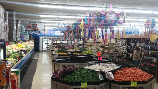 Grocery Store «Winton Supermarket», reviews and photos, 6592 N Winton Way, Winton, CA 95388, USA
