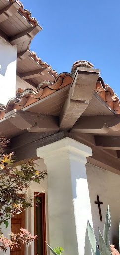 Roofing Repairs Orange County in Lake Forest, California