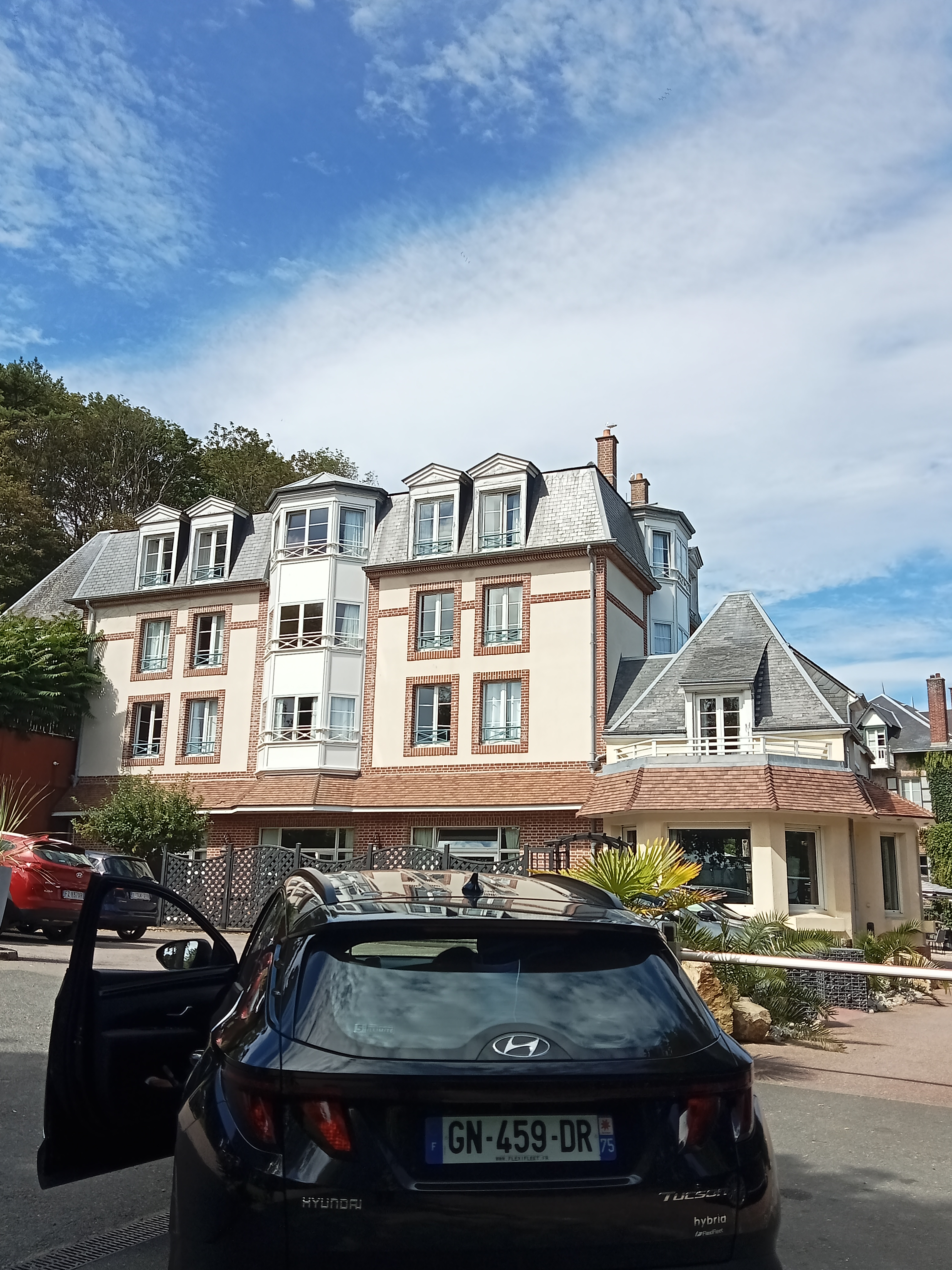 Photo n° 1 de l'avis de Borel.o fait le 24/08/2023 à 16:44