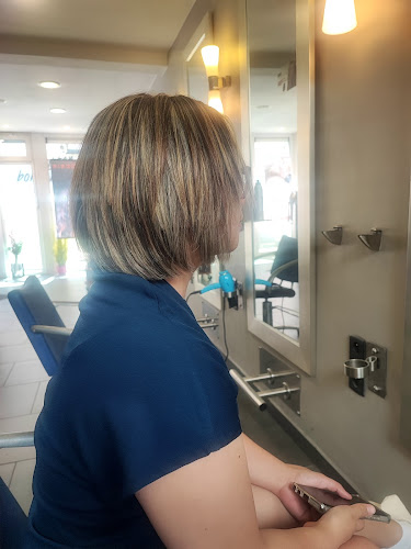 Beoordelingen van Menana Création Coiffure in Eupen - Kapper