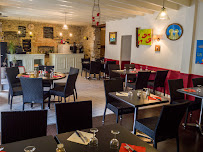 Atmosphère du Restaurant français Les Pieds Dans Le Sable à Nantes - n°2