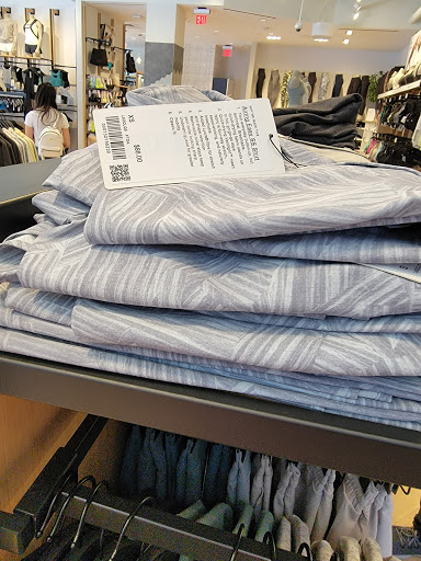 Sportswear Store «lululemon», reviews and photos, 1901 Fourth St Suite 102, Berkeley, CA 94705, USA