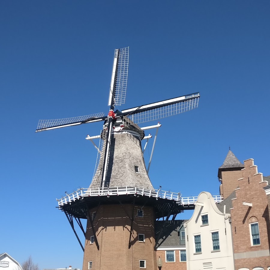 Pella Historical Village & Vermeer Windmill