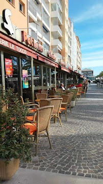 Atmosphère du Restaurant de sundae Gelateria le chamo à Toulon - n°6
