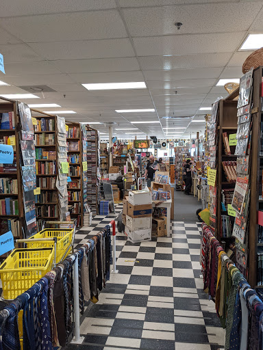 Book Store «Wonder Book & Video», reviews and photos, 1306 W Patrick St, Frederick, MD 21703, USA