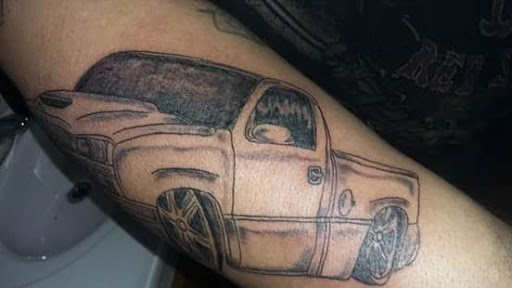 Find is a hand tattoo a bad idea for your next unique tattoo in Paris at Twizted Dezignz