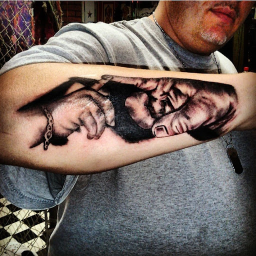 Tattoo Shop «Hollyweird Tattoos», reviews and photos, 569 GA-138, Jonesboro, GA 30236, USA