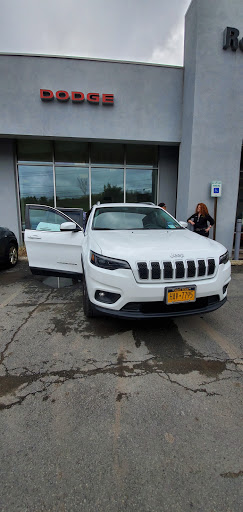 Car Dealer «Robert Green Chrysler Dodge Jeep», reviews and photos, 178 Bridgeville Rd, Monticello, NY 12701, USA