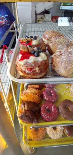 Donut Shop «AM Donut & Yogurt», reviews and photos, 305 Huntington Dr, Monrovia, CA 91016, USA