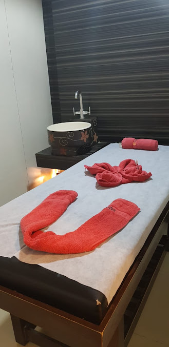 Vibes التخسيس الجمال عيادة ليزر - Karkhana الطريق - Vibes Slimming Beauty Laser Clinic - Karkhana Road