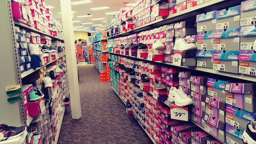 Shoe Store «Shoe Carnival», reviews and photos, 755 Elsinger Blvd, Conway, AR 72032, USA