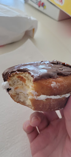 Donut Shop «Flip Flops Donut Shop», reviews and photos, 129 Bogue Inlet Dr, Emerald Isle, NC 28594, USA