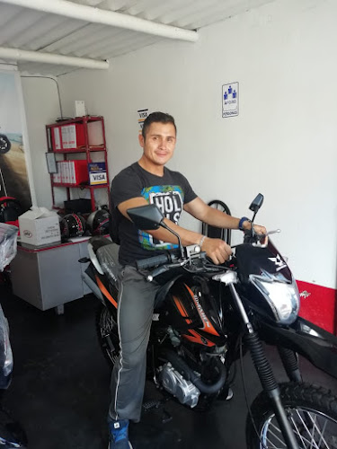 E A R MOTORCYCLE - Trujillo