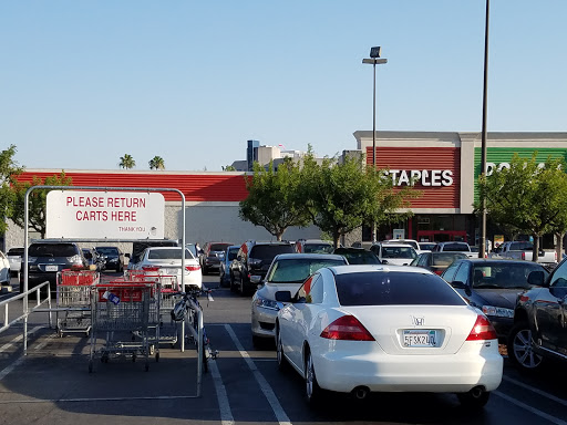 Office Supply Store «Staples», reviews and photos, 6104 Sepulveda Blvd, Van Nuys, CA 91411, USA