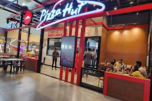 Pizza Hut image