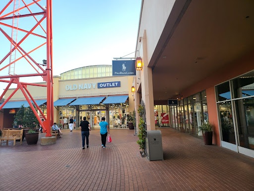 Toy Store «Disney Store», reviews and photos, 100 Citadel Dr, Commerce, CA 90040, USA