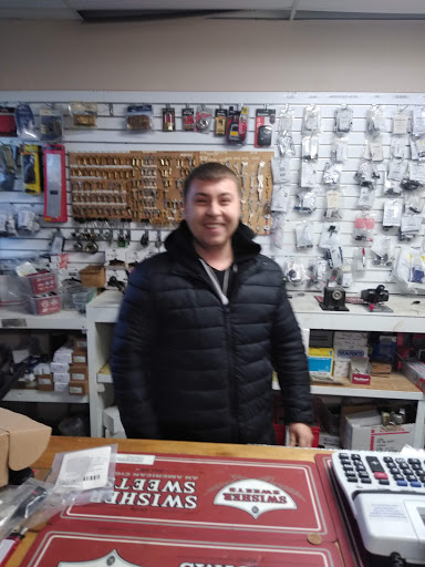 Locksmith «Buffalo Mobile Locksmith», reviews and photos, 1877 Clinton St, Buffalo, NY 14206, USA