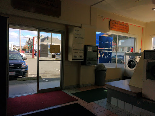 Dry Cleaner «Best Dry Cleaners», reviews and photos, 632 E St, Eureka, CA 95501, USA