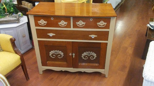 Thrift Store «Taste and See Thrift/Antiques», reviews and photos, 720 NY-25A, Rocky Point, NY 11778, USA