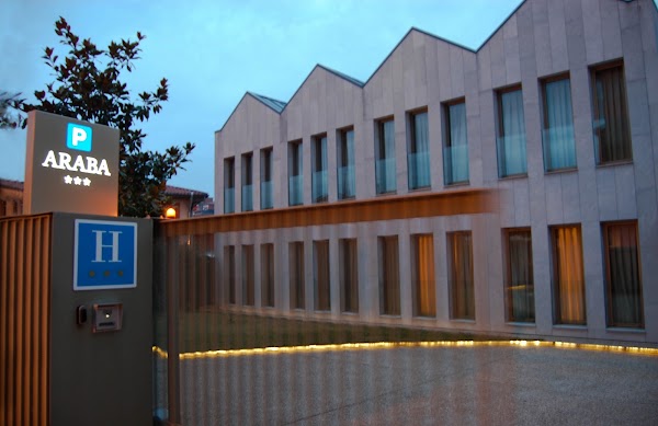Hotel Araba