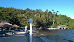 Foto von Hip Hang Beach mit geräumige küstenlinie