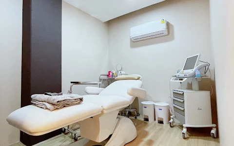 Doctor Tan Clinic image