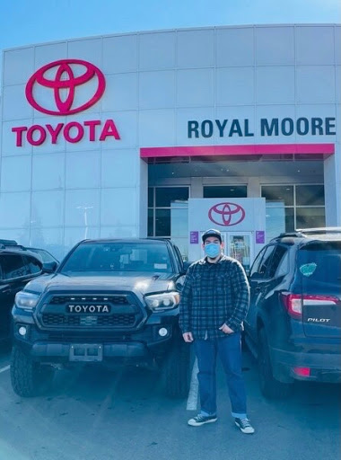 Toyota Dealer «Royal Moore Toyota», reviews and photos, 1415 SE River Rd, Hillsboro, OR 97123, USA