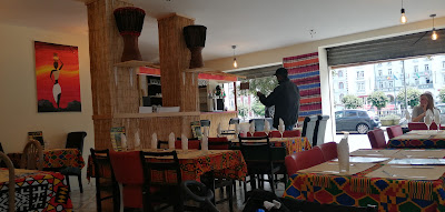 AFRICAIN RESTAURANT D'AFRIQUE. ) DIDIER DROGBA à Lourdes