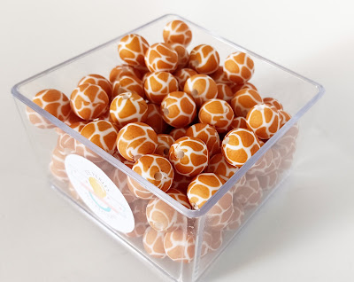 DE PERLES EN CRÉATIONS ( matériel silicone) à Noyon