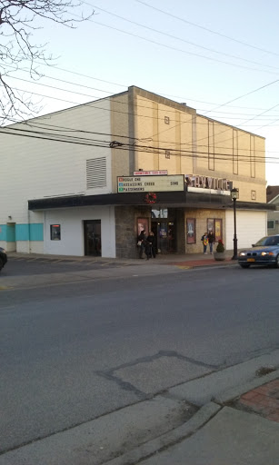 Movie Theater «Sayville Theaters», reviews and photos, 103 Railroad Ave, Sayville, NY 11782, USA