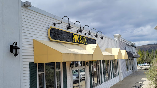 Shopping Mall «Lee Premium Outlets», reviews and photos, 17 Premium Outlet Blvd, Lee, MA 01238, USA