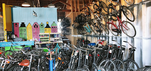 Normaal Bike Shop (formerly it's a two-wheeled world)