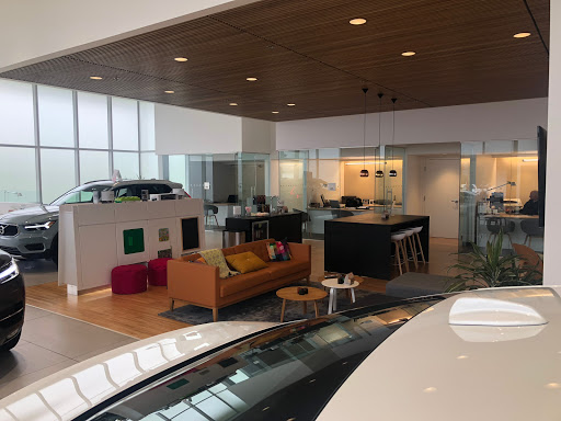 Car Dealer «Wynn Volvo Cars Norristown», reviews and photos, 2049 W Main St, Norristown, PA 19403, USA