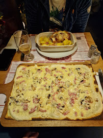 Tarte flambée du Restaurant de spécialités alsaciennes La pergola à Colmar - n°11