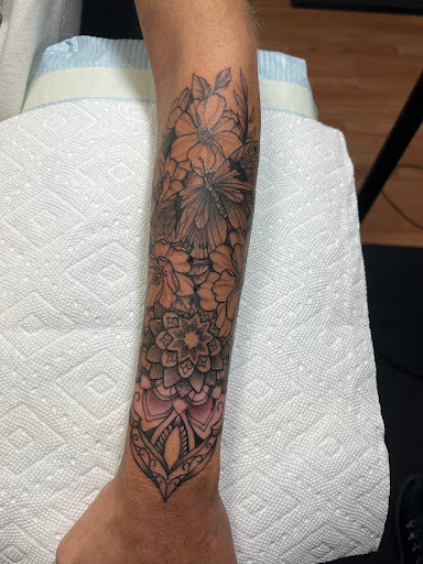 Tattoo Shop «Drop Dead Tattoo LLC», reviews and photos, 39065 Center Ridge Rd, North Ridgeville, OH 44039, USA