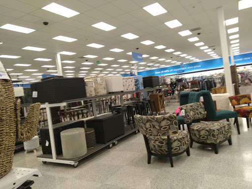 Clothing Store «Ross Dress for Less», reviews and photos, 3129 Market Center Drive, Morrisville, NC 27560, USA