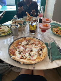 Pizza du Restaurant italien Le Grand Amalfi à Paris - n°11