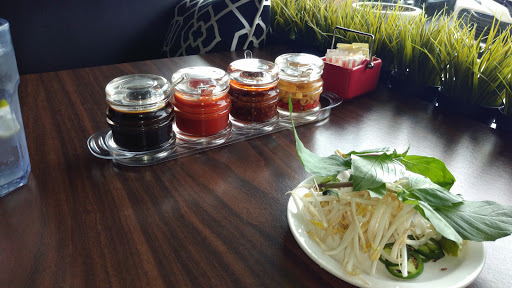 Shopping Mall «Lincoln Court Shopping Center», reviews and photos, 215 Lancaster Ave, Frazer, PA 19355, USA