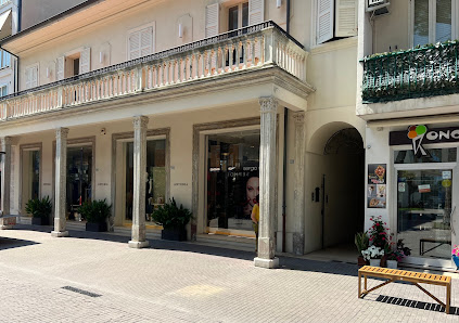 Boutique Antonia Viale Dante, 13/15/17, 47838 Riccione RN, Italia
