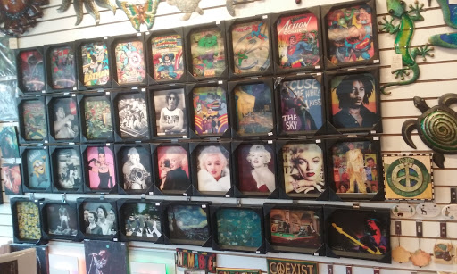 Gift Shop «Headlines Boutique», reviews and photos, 37 E Hollis St, Nashua, NH 03060, USA