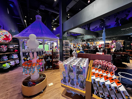 Toy Store «Disney Store», reviews and photos, 1540 Broadway, New York, NY 10036, USA