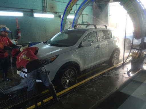 Car Wash «Studio City Hand Car Wash», reviews and photos, 11514 Ventura Blvd, Studio City, CA 91604, USA