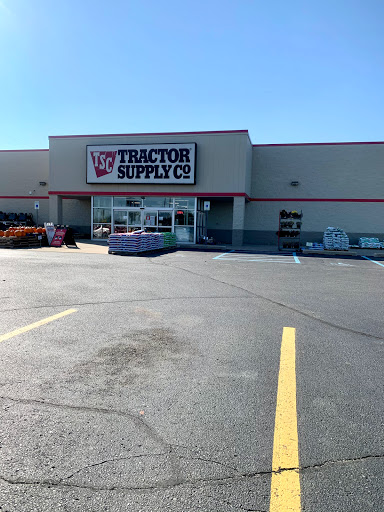 Home Improvement Store «Tractor Supply Co.», reviews and photos, 12891 Quincy St, Holland, MI 49424, USA