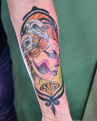 Gravé Tattoos X Les Gants Noirs à Lyon