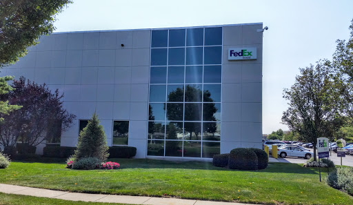 Mailing Service «FedEx Ground», reviews and photos, 160 Grumman Rd W, Bethpage, NY 11714, USA